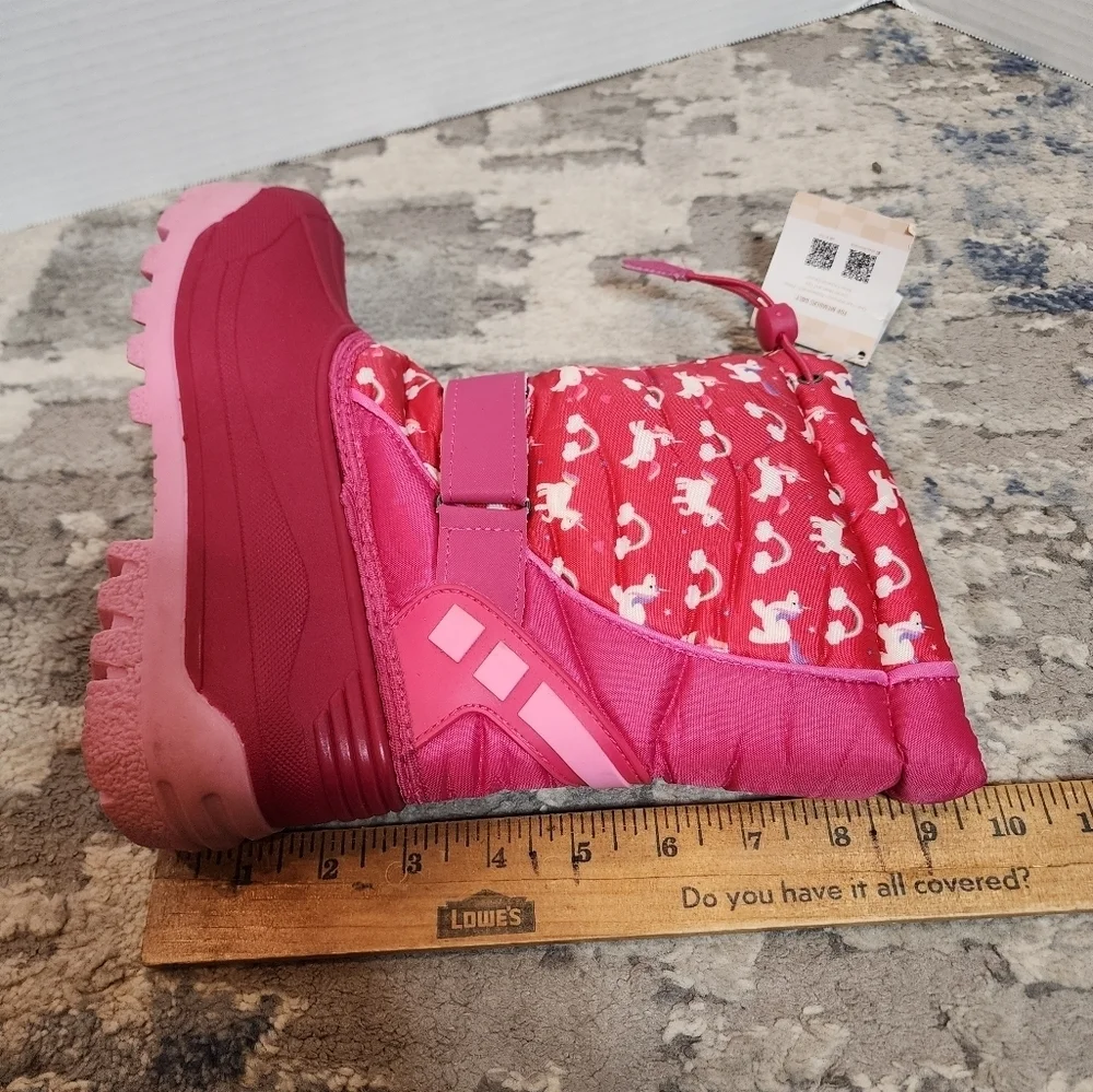 NWT Merence Unicorn Rainbow Pink Snow Boots. Kids size 2 or 33‎ eur.